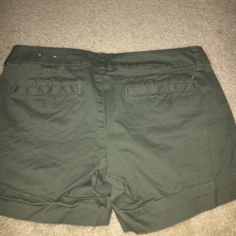 Green Midi Stretch Shorts